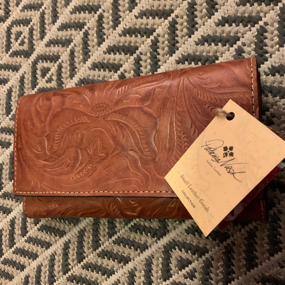 Patricia Nash Leather Wallet